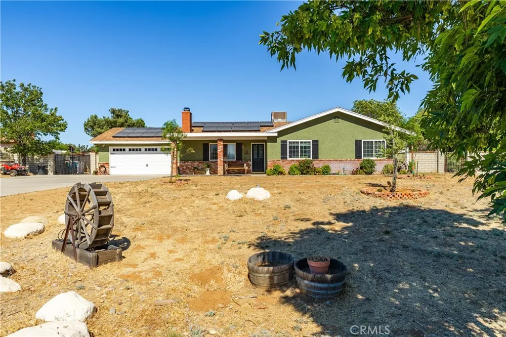 32924 Acklins Acton, CA 93510
