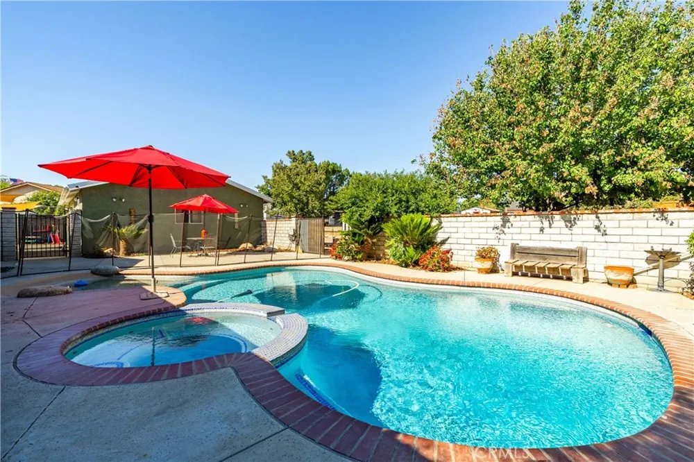 32924 Acklins Acton, CA 93510