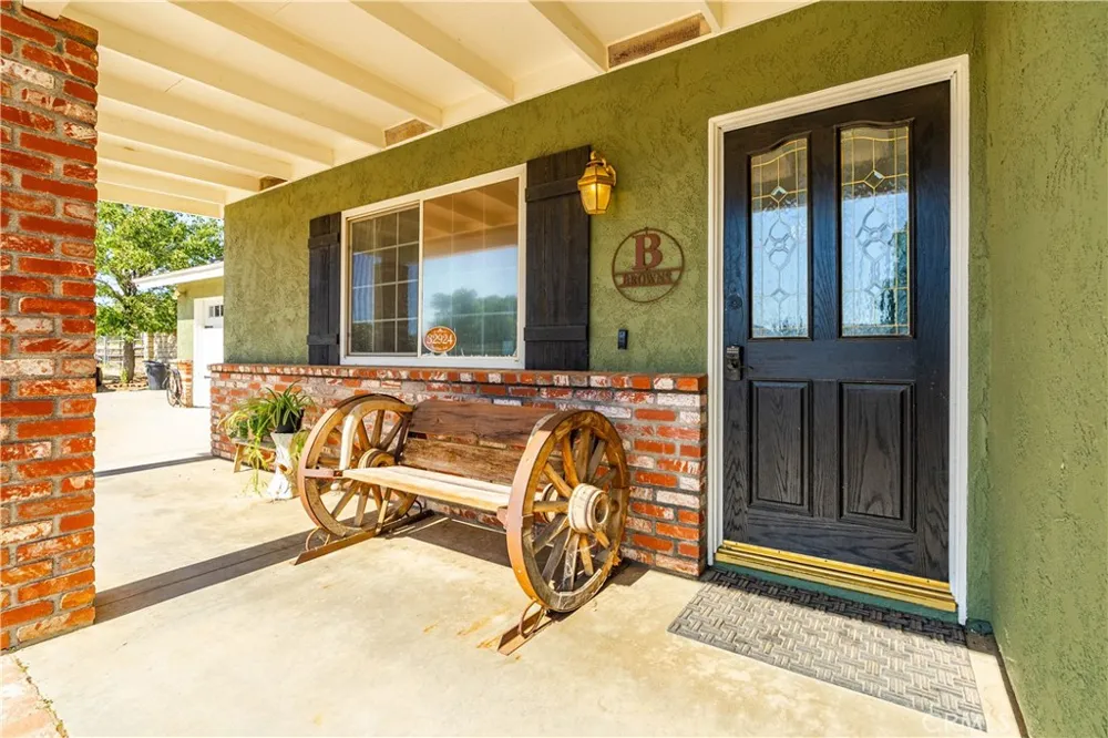 32924 Acklins Acton, CA 93510