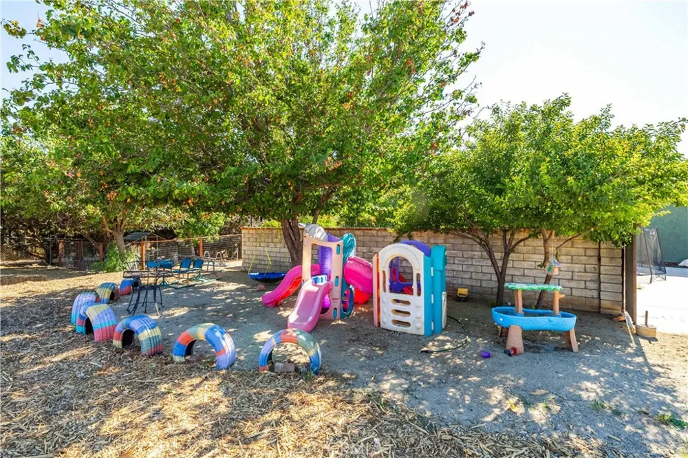 32924 Acklins Acton, CA 93510