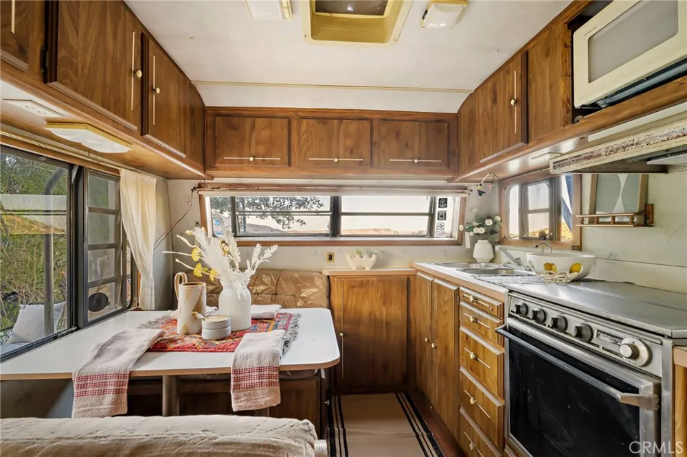 50285 Burns Canyon Pioneertown, CA 92268