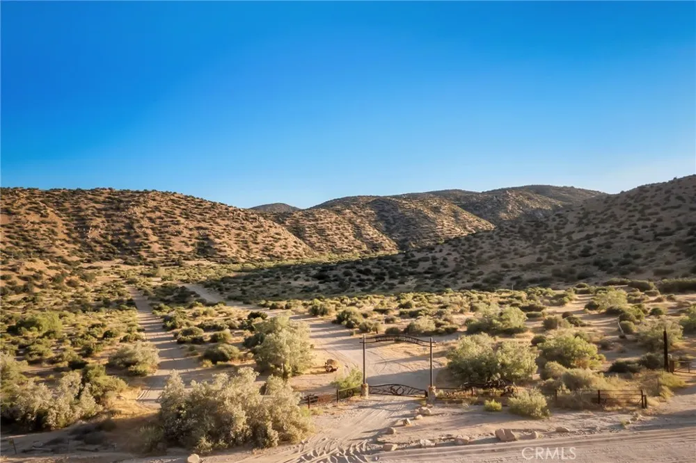 50285 Burns Canyon Pioneertown, CA 92268