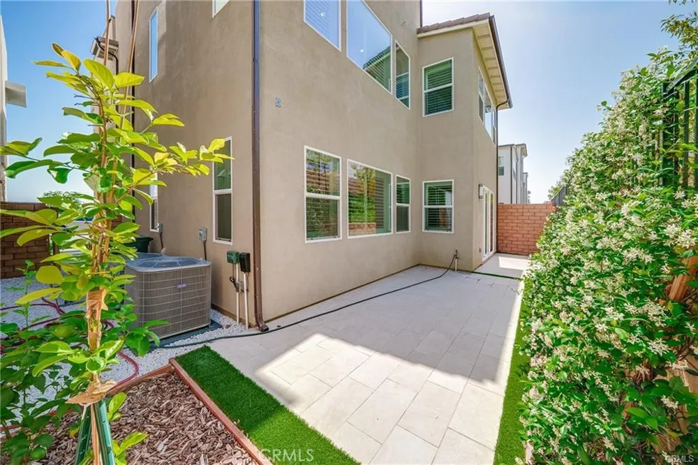 438 Sycamore Dr. Montebello, CA 90640