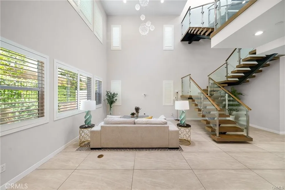 438 Sycamore Dr. Montebello, CA 90640