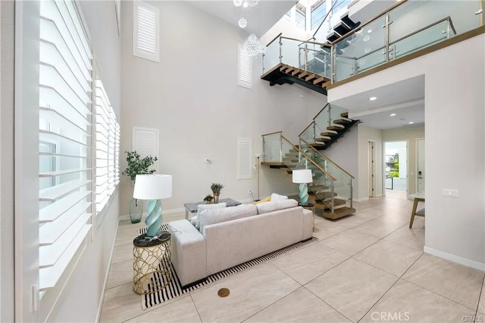 438 Sycamore Dr. Montebello, CA 90640