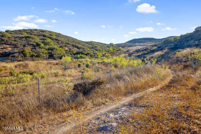 5519 Via Olas Newbury Park, CA 91320