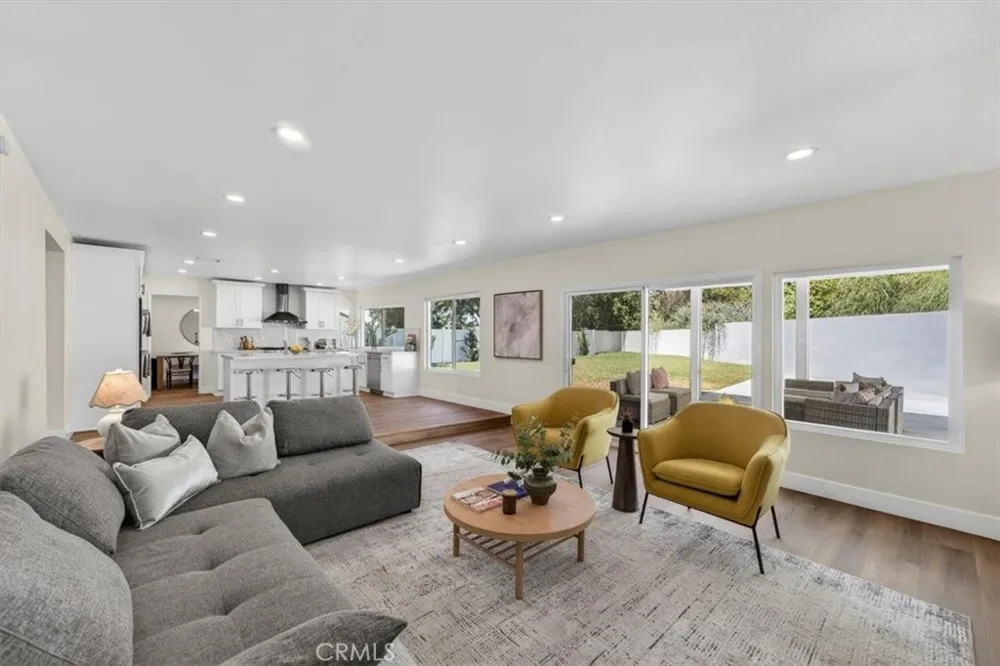 1070 S Road Runner Anaheim, CA 92807