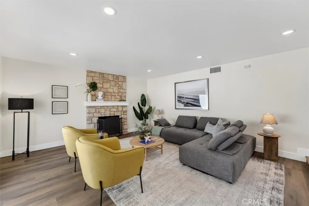 1070 S Road Runner Anaheim, CA 92807