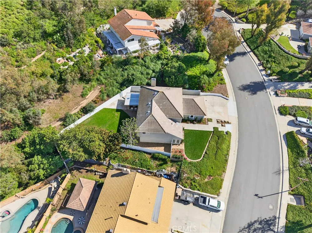 1070 S Road Runner Anaheim, CA 92807