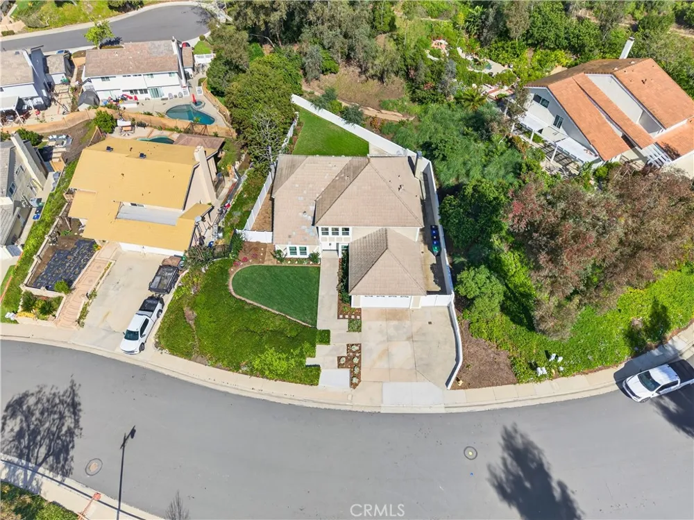 1070 S Road Runner Anaheim, CA 92807