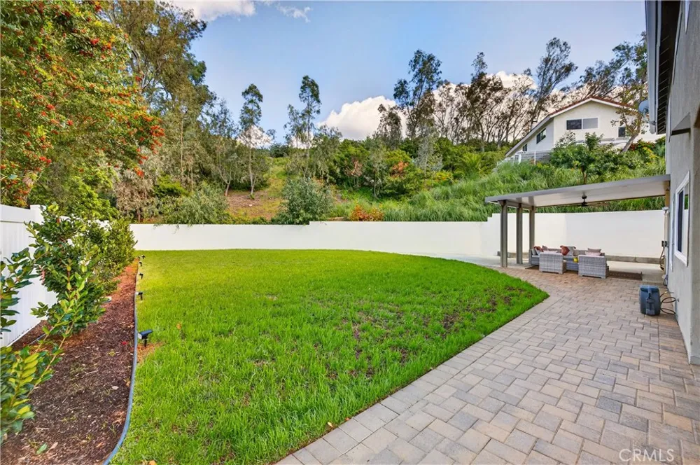 1070 S Road Runner Anaheim, CA 92807