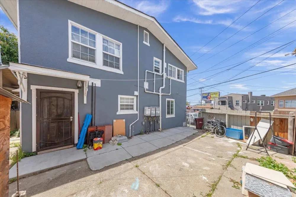 1914 51st Avenue Oakland, CA 94601