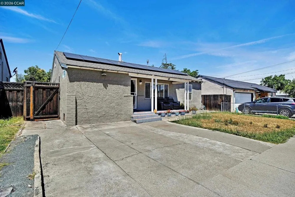 7 Lawrence Ave Antioch, CA 94509