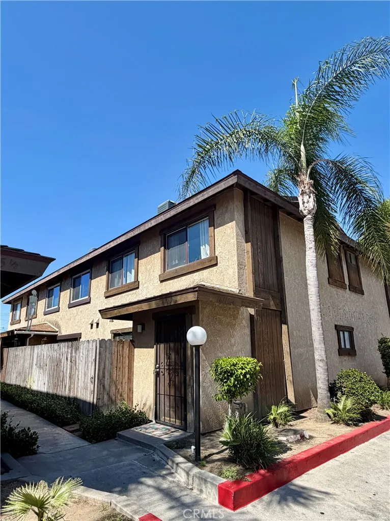 16115 Eucalyptus #A Bellflower, CA 90706