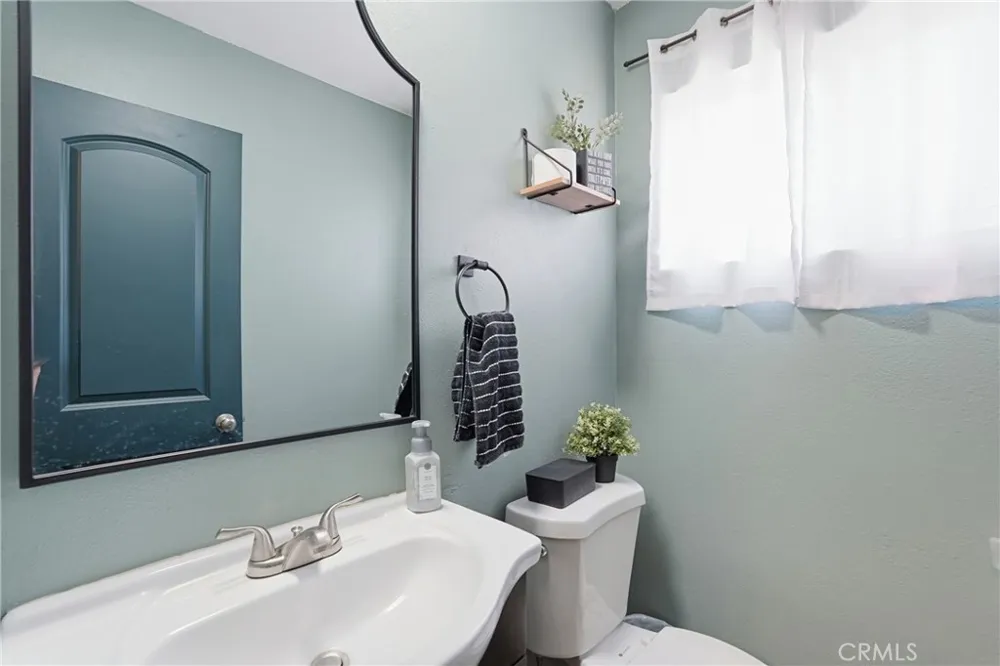 16115 Eucalyptus #A Bellflower, CA 90706