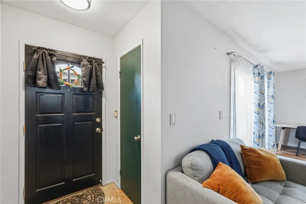 16115 Eucalyptus #A Bellflower, CA 90706