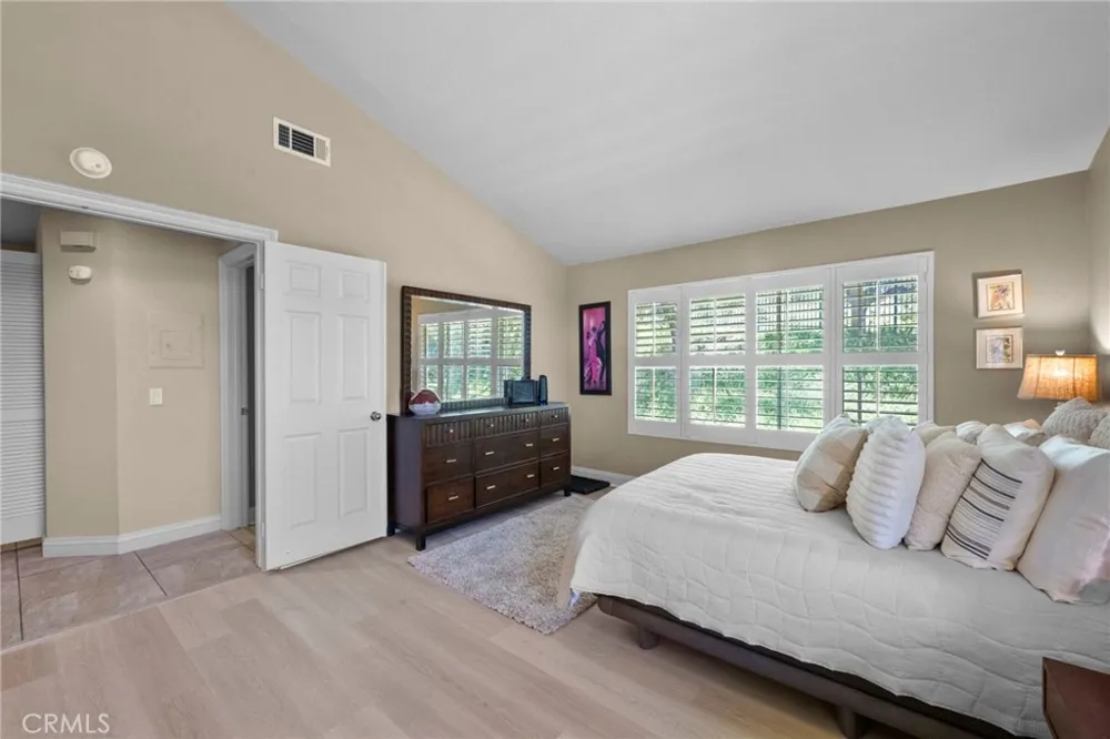 497 Bannister Way #B Simi Valley, CA 93065
