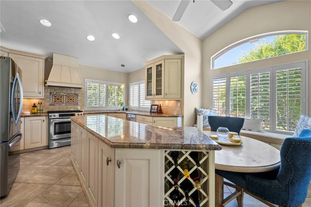 497 Bannister Way #B Simi Valley, CA 93065