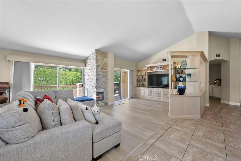 497 Bannister Way #B Simi Valley, CA 93065