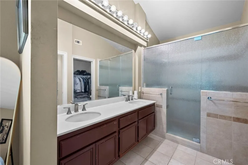 497 Bannister Way #B Simi Valley, CA 93065