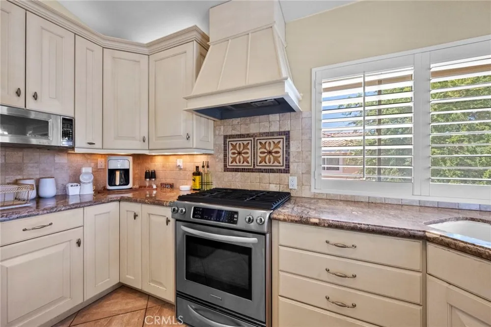 497 Bannister Way #B Simi Valley, CA 93065