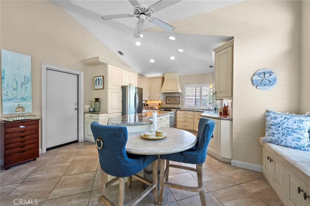 497 Bannister Way #B Simi Valley, CA 93065