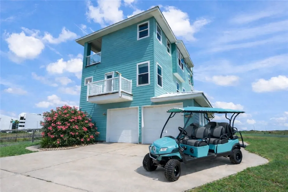 134 Mustang Island Estates Drive Port Aransas, TX 78373
