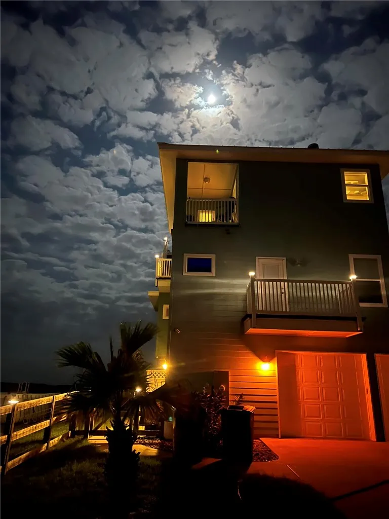 134 Mustang Island Estates Drive Port Aransas, TX 78373