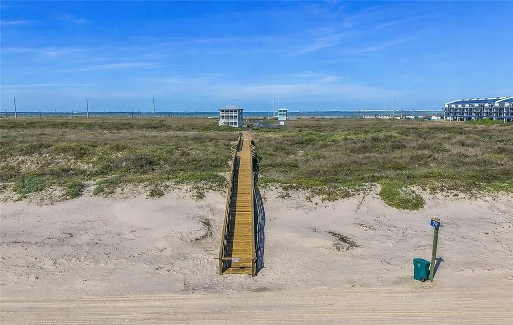 134 Mustang Island Estates Drive Port Aransas, TX 78373