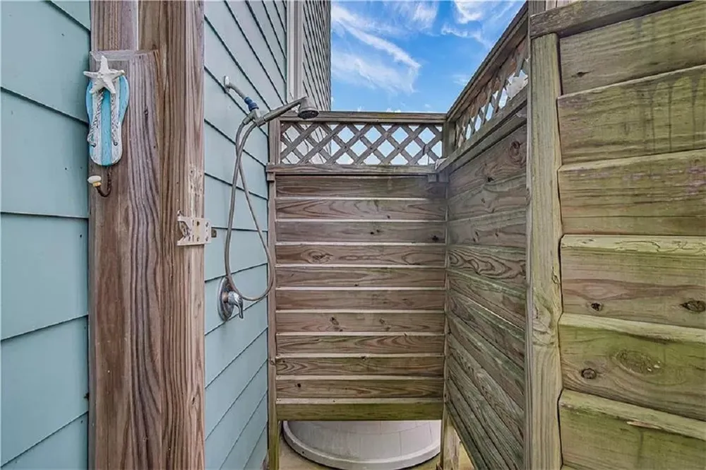 134 Mustang Island Estates Drive Port Aransas, TX 78373