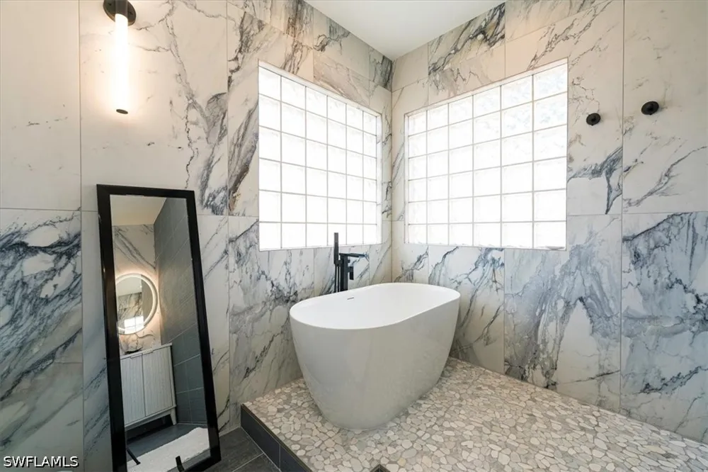 Martino Circle Naples, FL 34112
