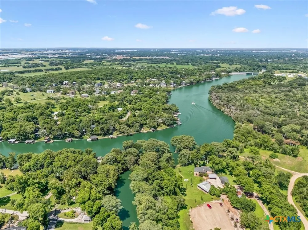524 Turtle Lane Seguin, TX 78155