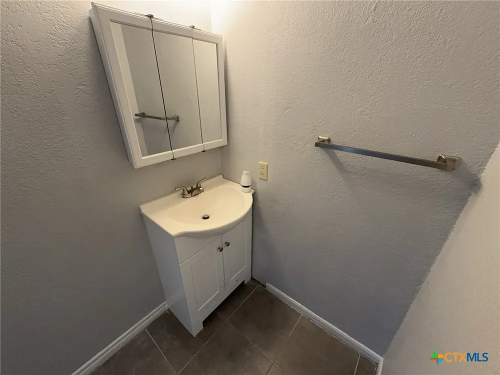 1704 Big Bend Drive Killeen, TX 76549