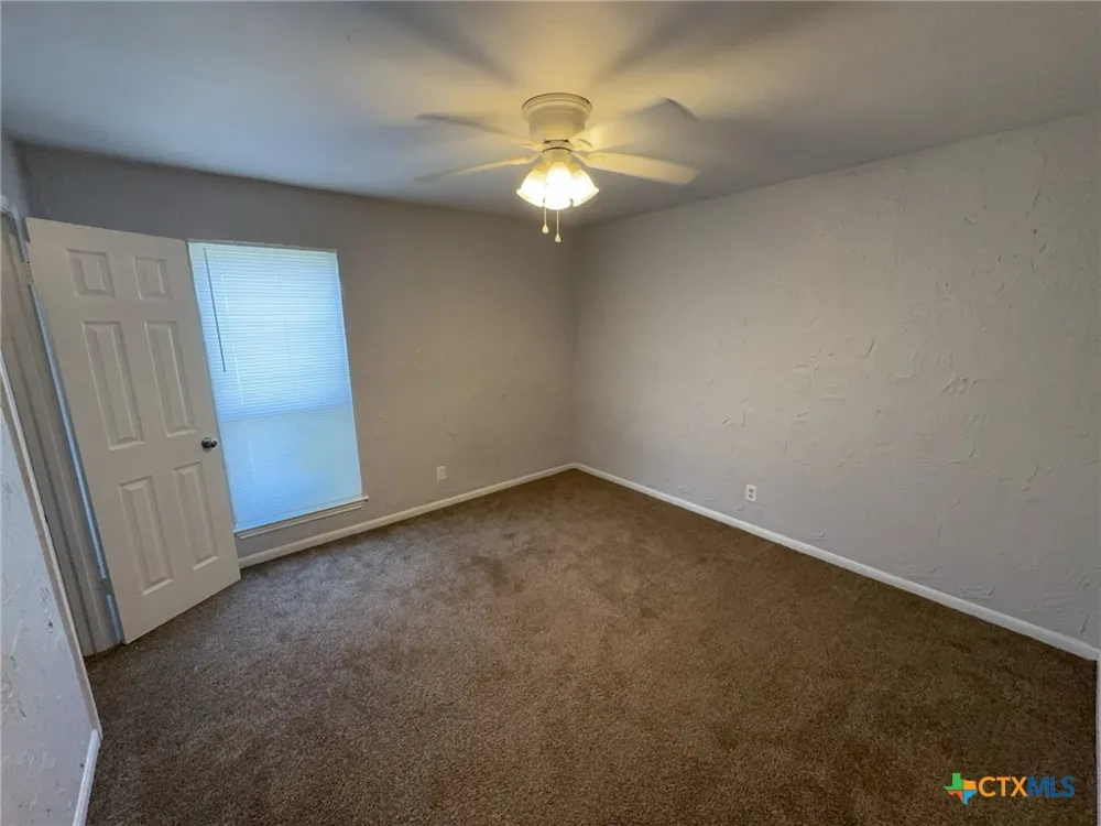 1704 Big Bend Drive Killeen, TX 76549