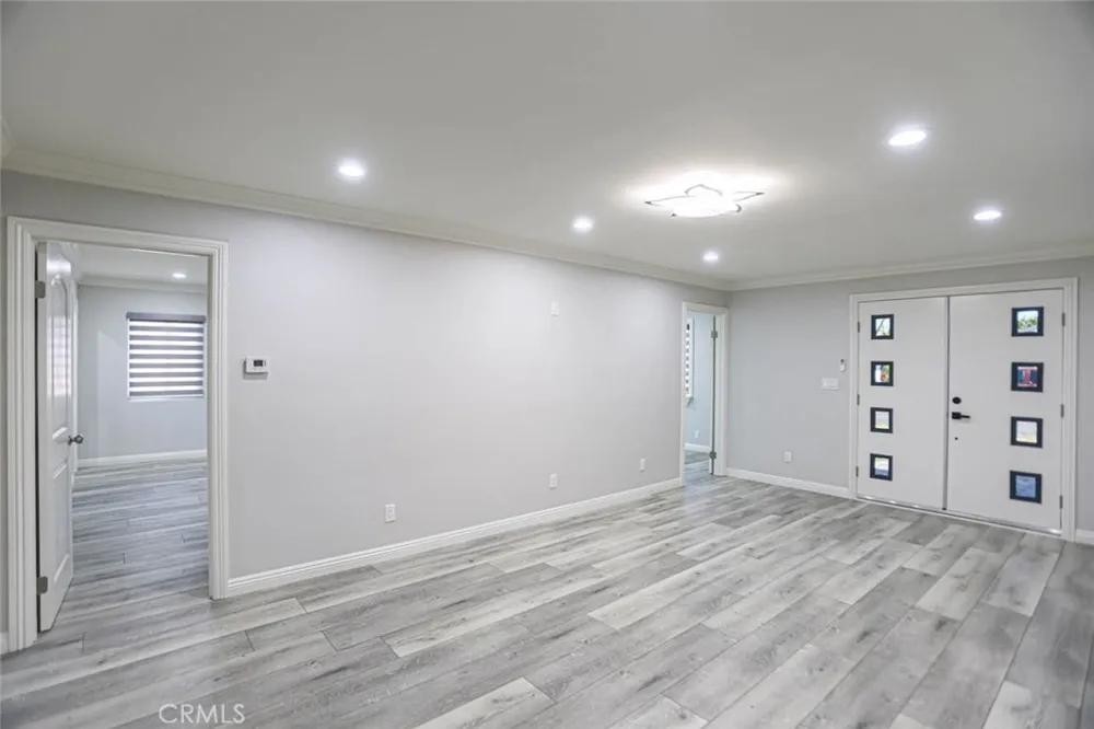 8872 Montrose Avenue Westminster, CA 92683