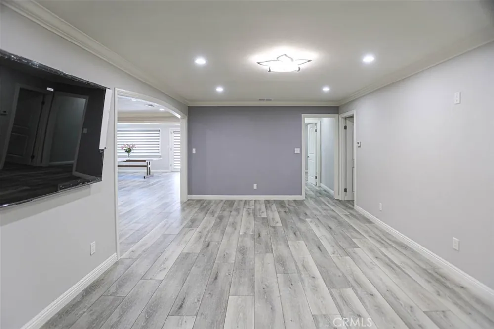 8872 Montrose Avenue Westminster, CA 92683
