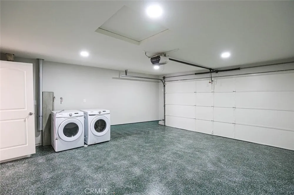 8872 Montrose Avenue Westminster, CA 92683
