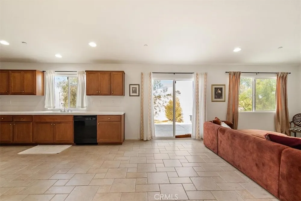 905 Broadway Barstow, CA 92311