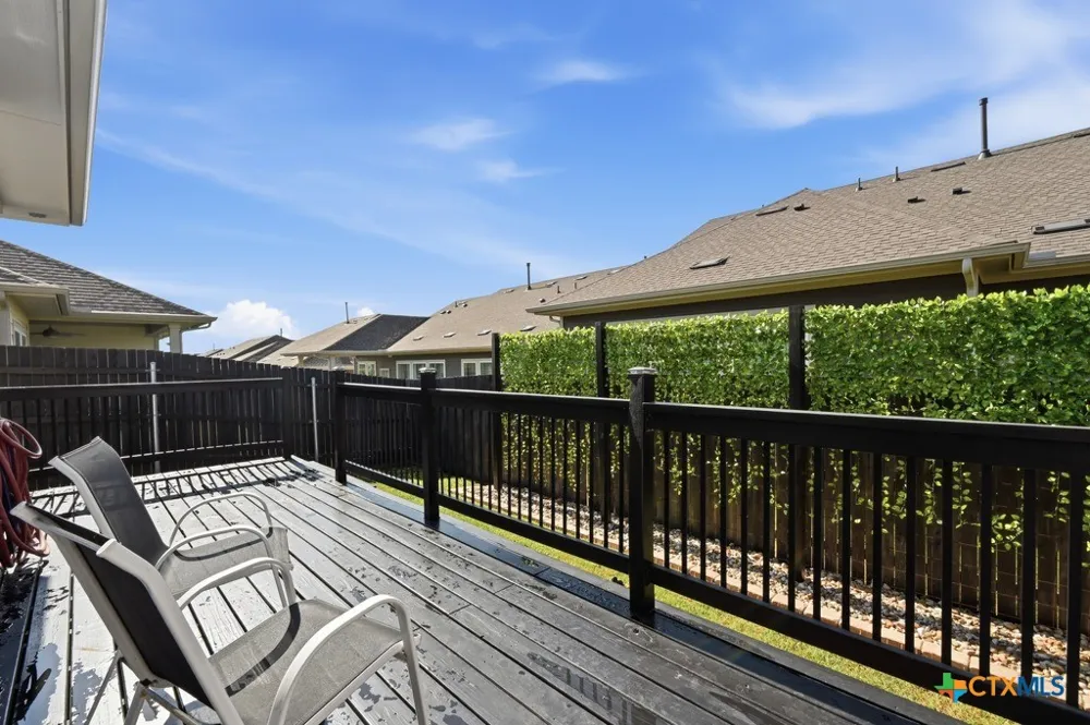 166 Twistleaf Drive Buda, TX 78610