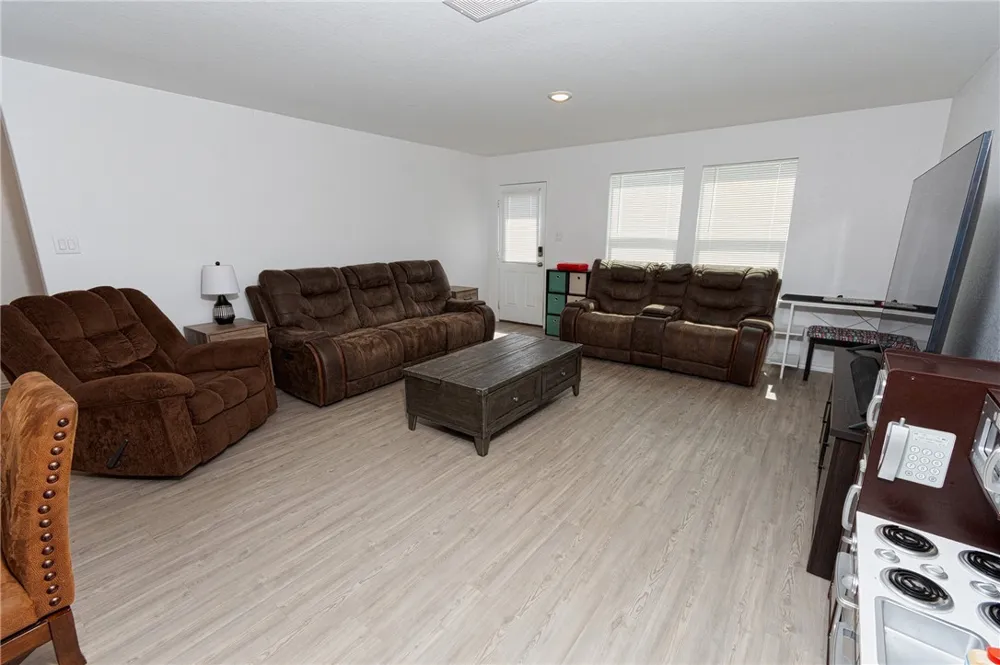 3225 El Dorado Drive Corpus Christi, TX 78410