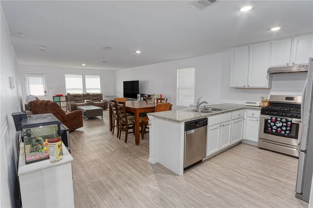 3225 El Dorado Drive Corpus Christi, TX 78410