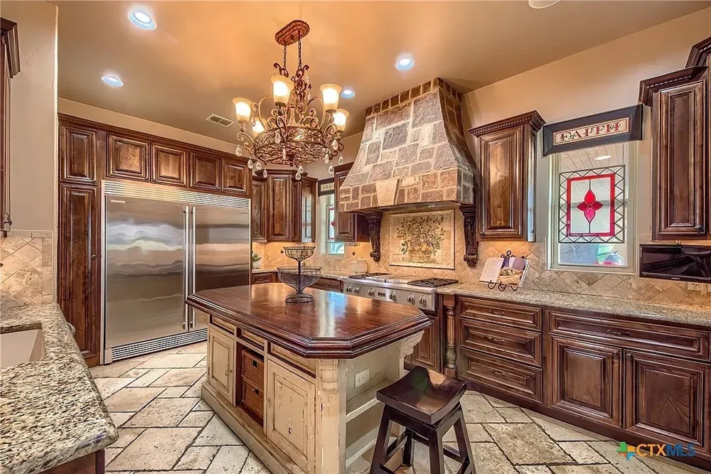 3620 Huber Road Seguin, TX 78155
