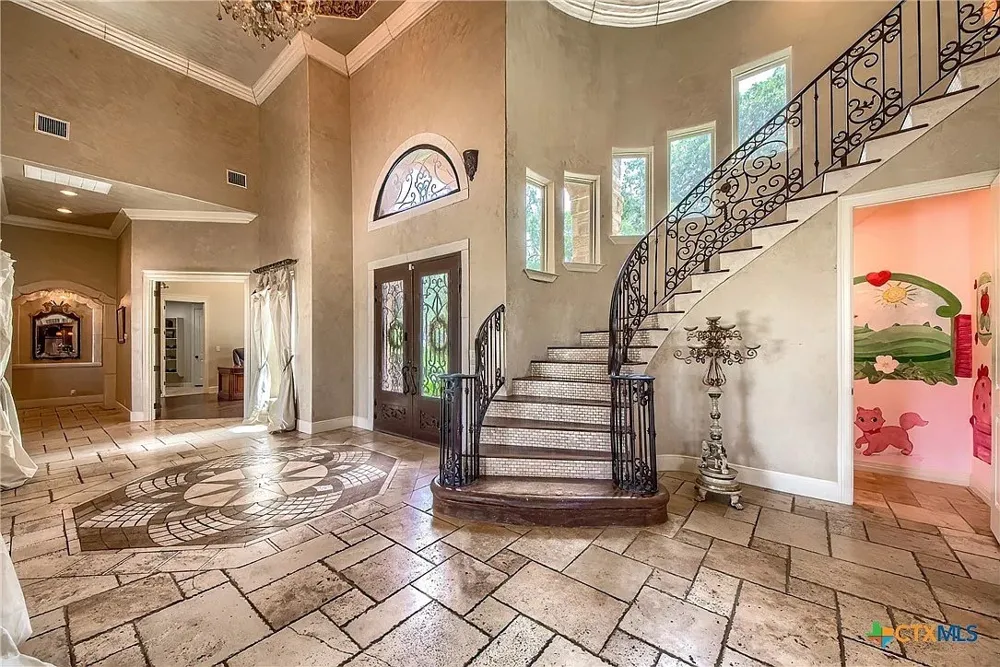3620 Huber Road Seguin, TX 78155