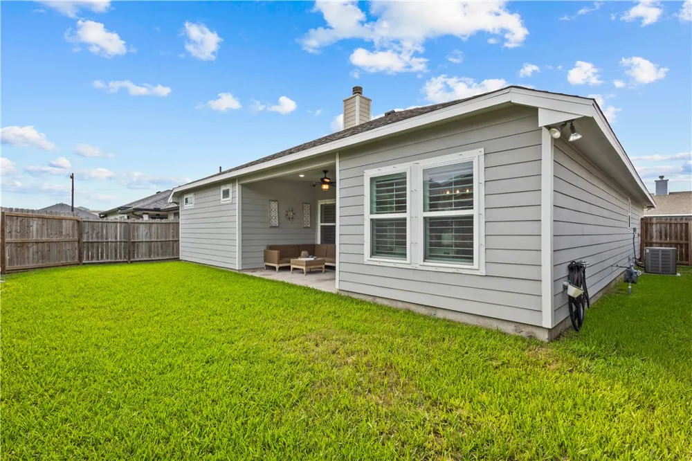 10337 Creek Bottom Drive Corpus Christi, TX 78410