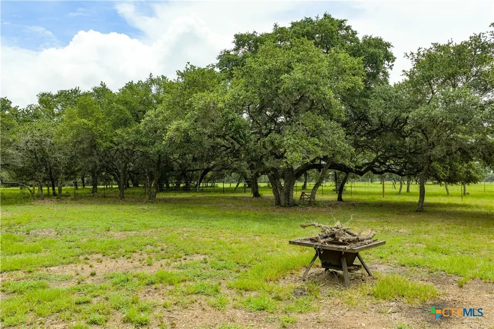 1291 County Road 157 Hallettsville, TX 77964