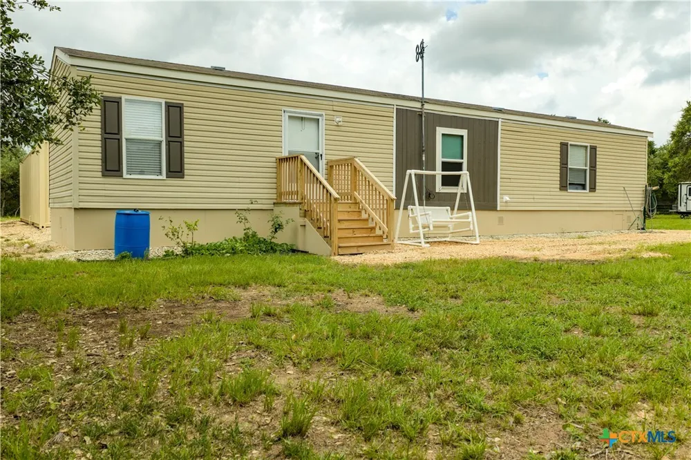 1291 County Road 157 Hallettsville, TX 77964