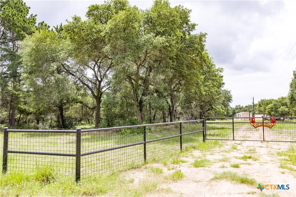 1291 County Road 157 Hallettsville, TX 77964
