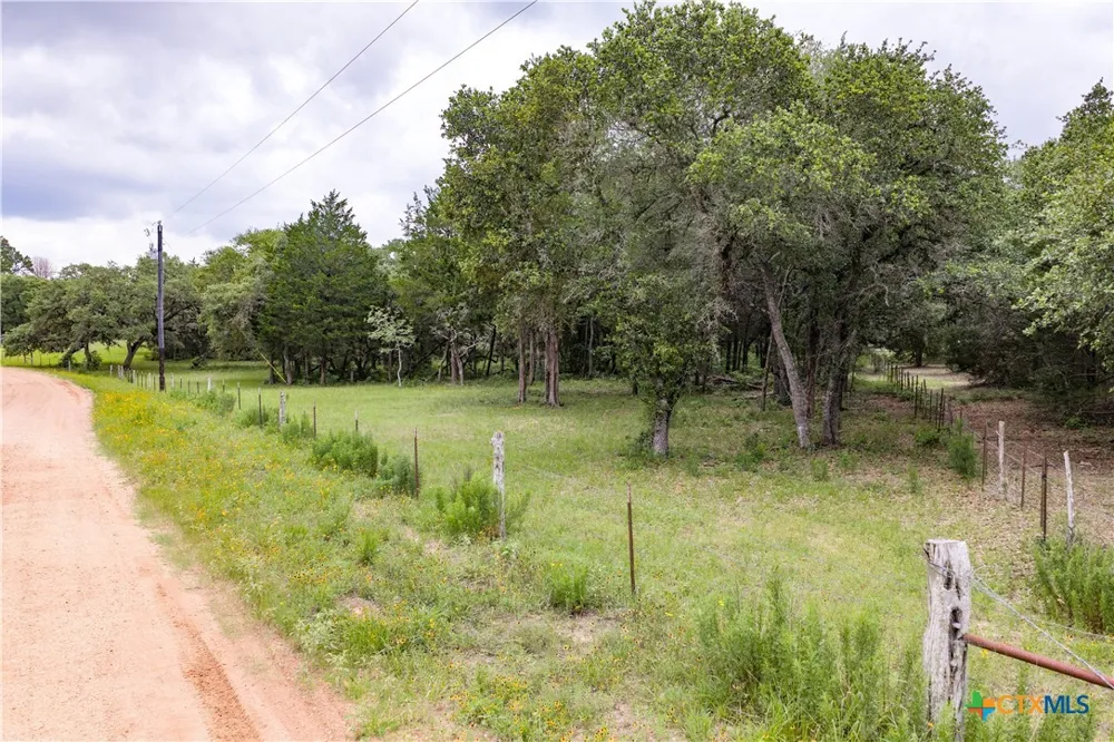 1291 County Road 157 Hallettsville, TX 77964