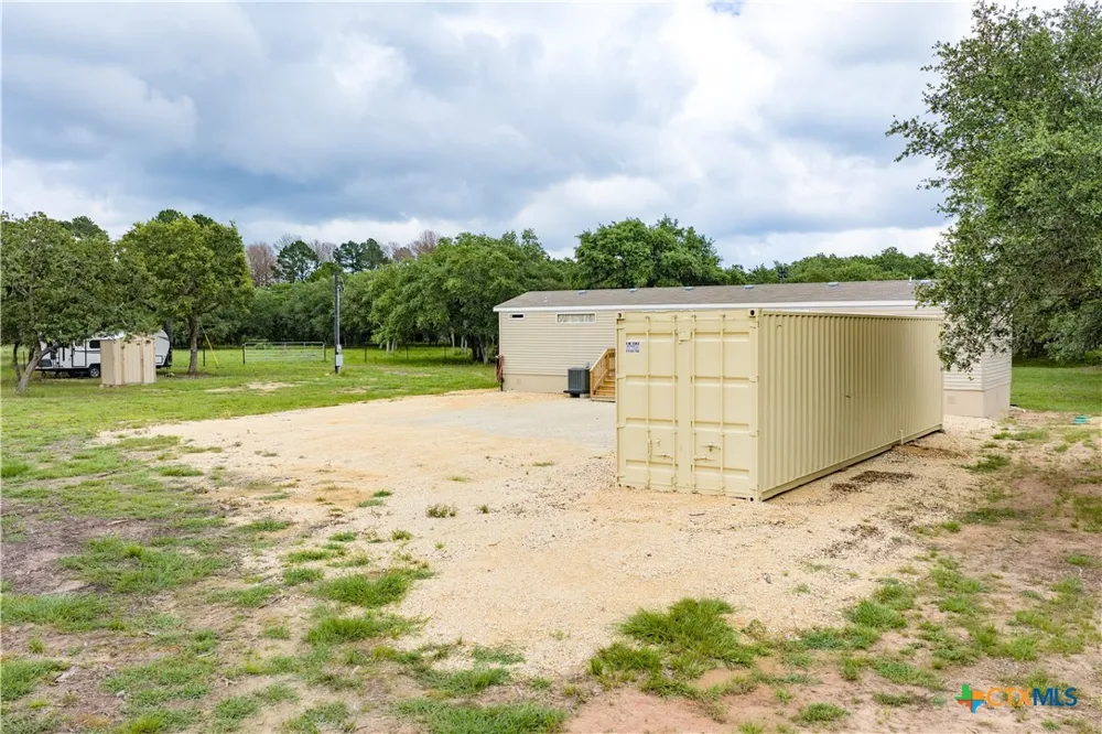 1291 County Road 157 Hallettsville, TX 77964