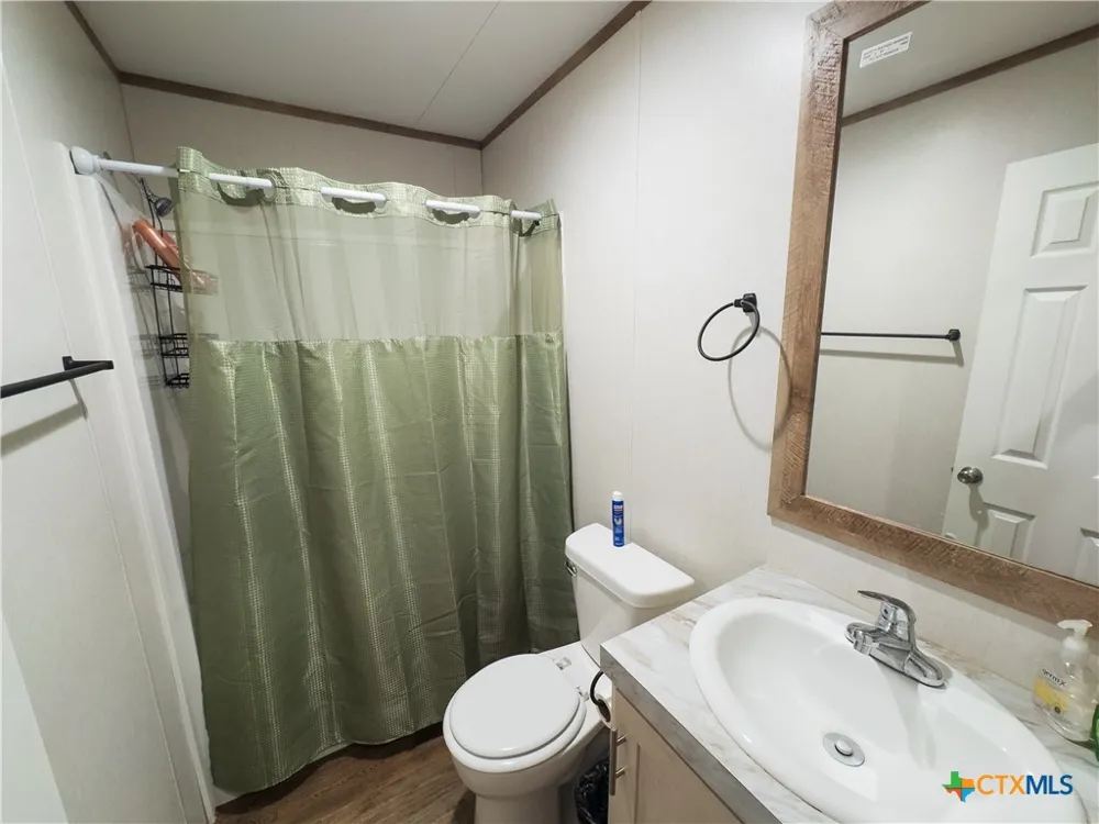 1291 County Road 157 Hallettsville, TX 77964